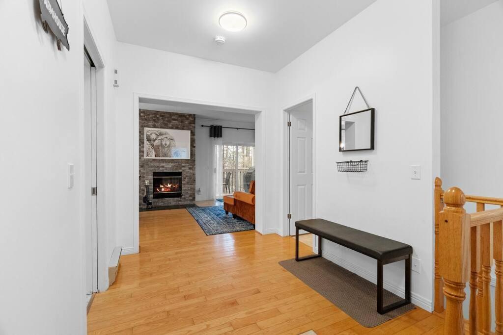 Le Champetre Tremblant 2Bdrs Condo W Fireplace モントランブラン エクステリア 写真